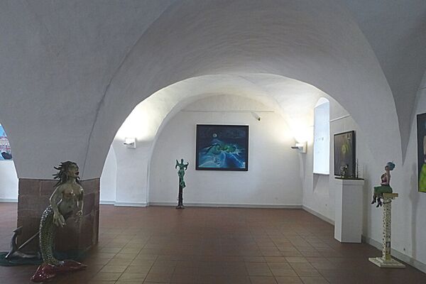 "Schöne Geschichten..." mit Bildern von Ariane Zuber in der Rathausgalerie Bad Karlshafen