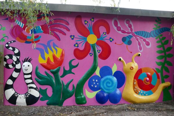 Wandgestaltung mit plastischen Elementen, Kinderladen Dortmund-Nord