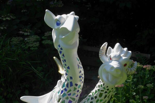 Medusia Waltropia -  Öffentlich entstanden im Kunstzelt des Waltroper Parkfestes - Almut Rybarsch-Tarry // Skulptur Objekt Wandgestaltung Installation