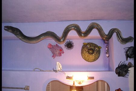 Tiefseebadezimmer - Zement-Kunststoffspachtel, Mixed Media - Almut Rybarsch-Tarry // Skulptur Objekt Wandgestaltung Installation