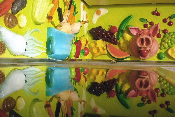 Schlaraffenland – plastische Gestaltung der Küchenzeile - Almut Rybarsch-Tarry // Skulptur Objekt Wandgestaltung Installation